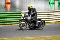 Vintage-motorcycle-club;eventdigitalimages;mallory-park;mallory-park-trackday-photographs;no-limits-trackdays;peter-wileman-photography;trackday-digital-images;trackday-photos;vmcc-festival-1000-bikes-photographs